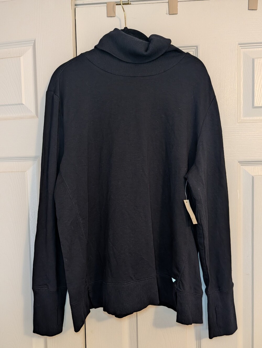Amazon Essentials Turtleneck Long Sleeve Top NWT